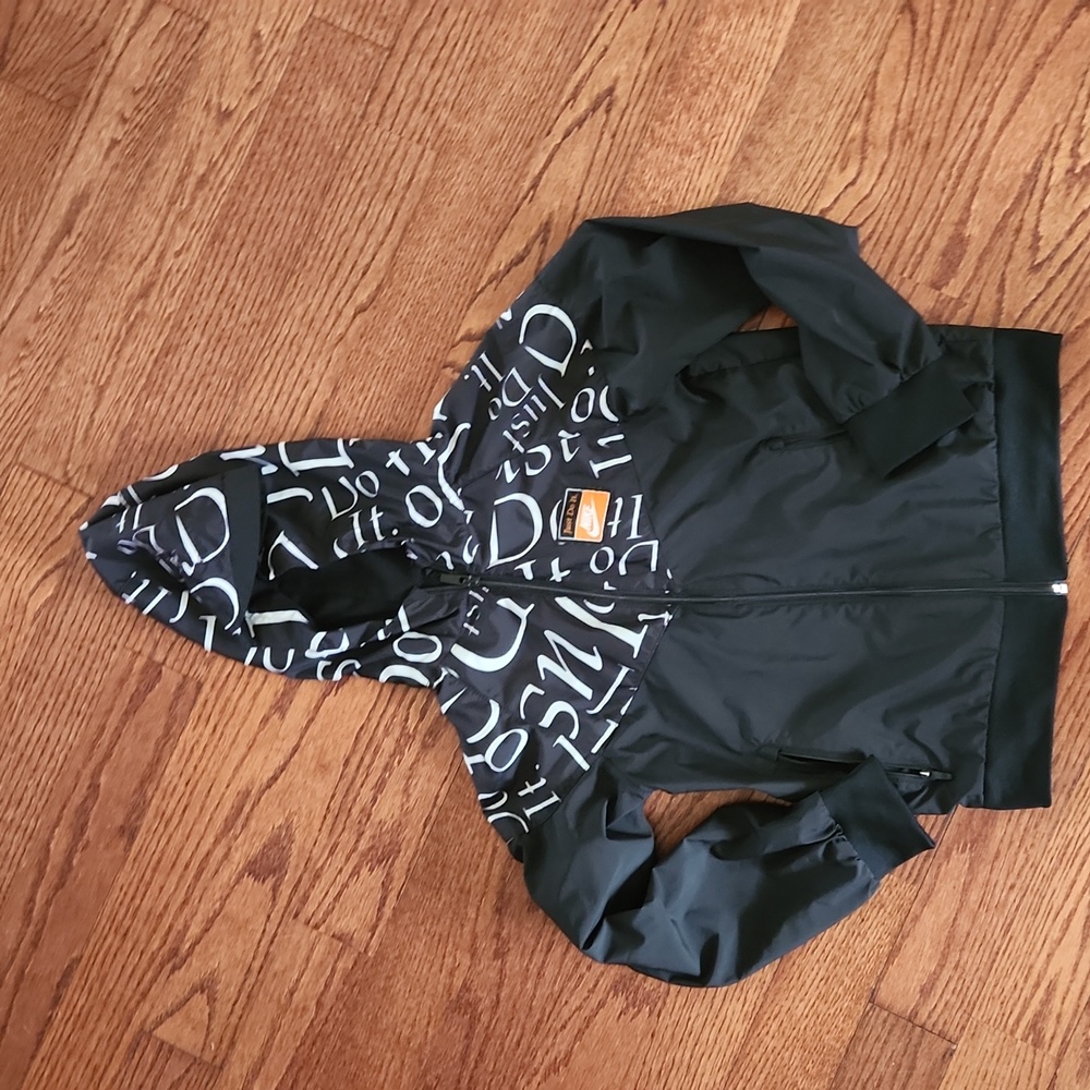 Nike Sportswear Windrunner Little Kids' Full-Zip Jacket Black with let Size S